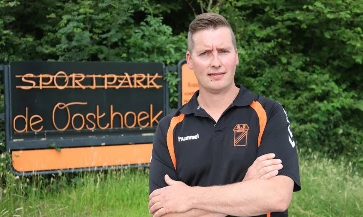 Trainer in beeld - Johan Sikkes van VV Hollandscheveld
