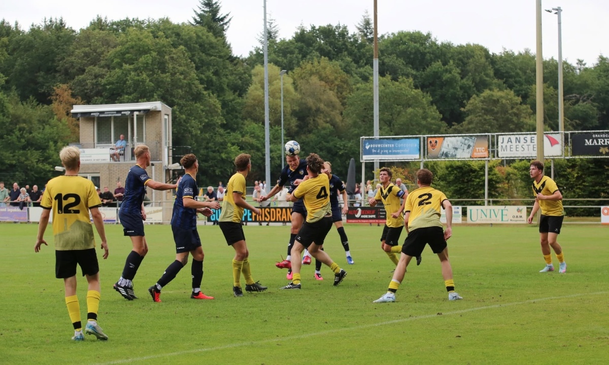 FC Hollandscheveld pakt eerste driepunter in zijn bestaan